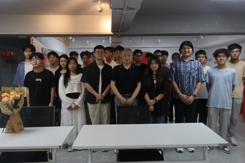 薪火传长征 实干育新人——我院...